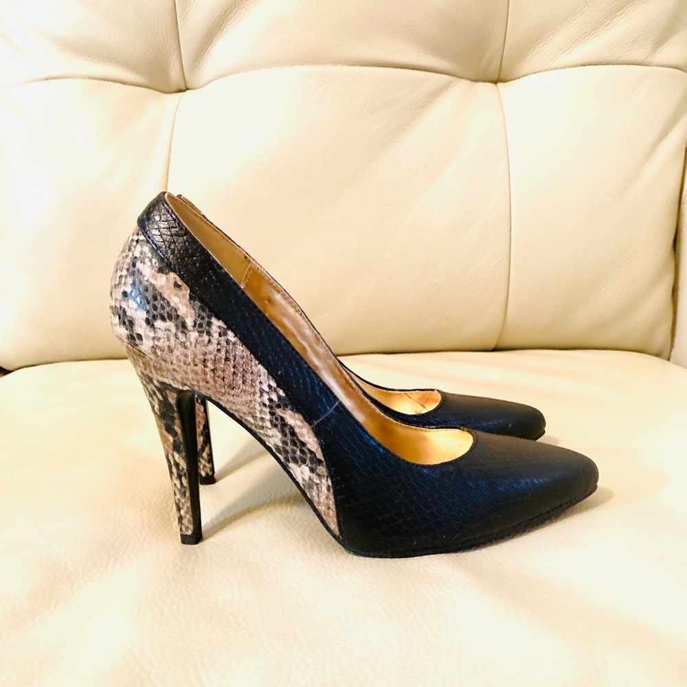 Envy Bethanie Python Leather Pump Heels Size 7 - image 4